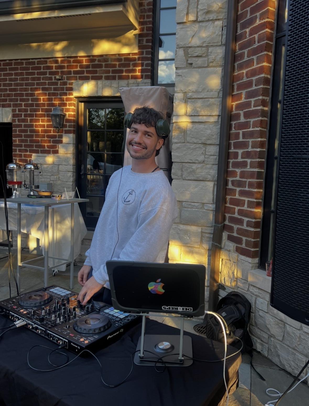 Gabe Bokich DJing